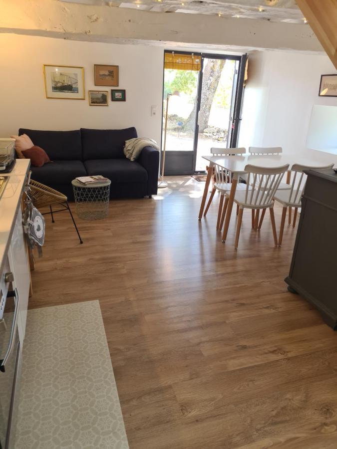 Charmant Logement A La Campagne Gazaupouy Экстерьер фото