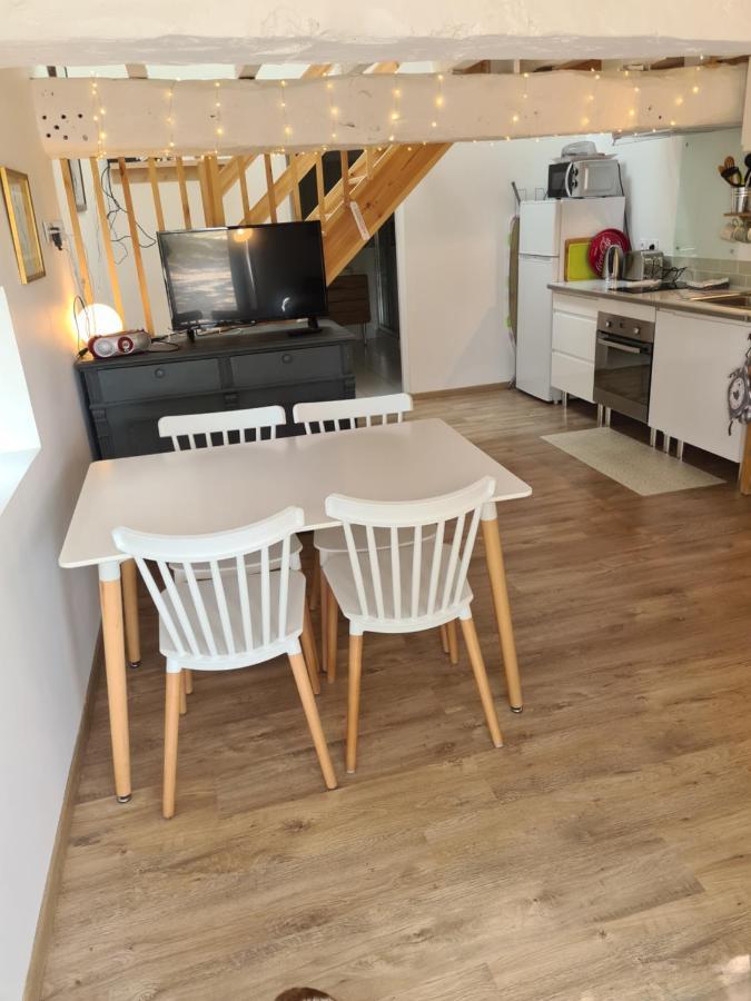 Charmant Logement A La Campagne Gazaupouy Экстерьер фото